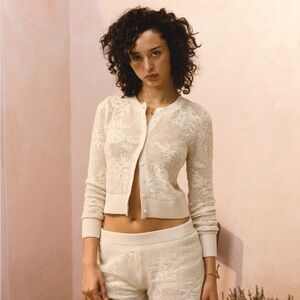 Abercrombie & Fitch Cream Women's Cardigan